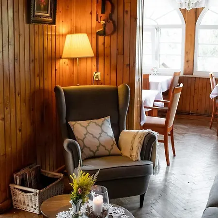 Jodla Bed & Breakfast 3*